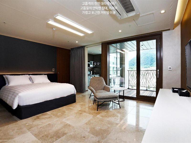 Pine Forest Jeongseon Alpine Resort Exterior foto